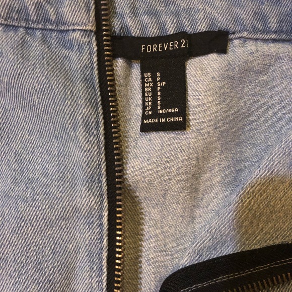 Zip-Front Denim Skirt - Picture 3 of 4